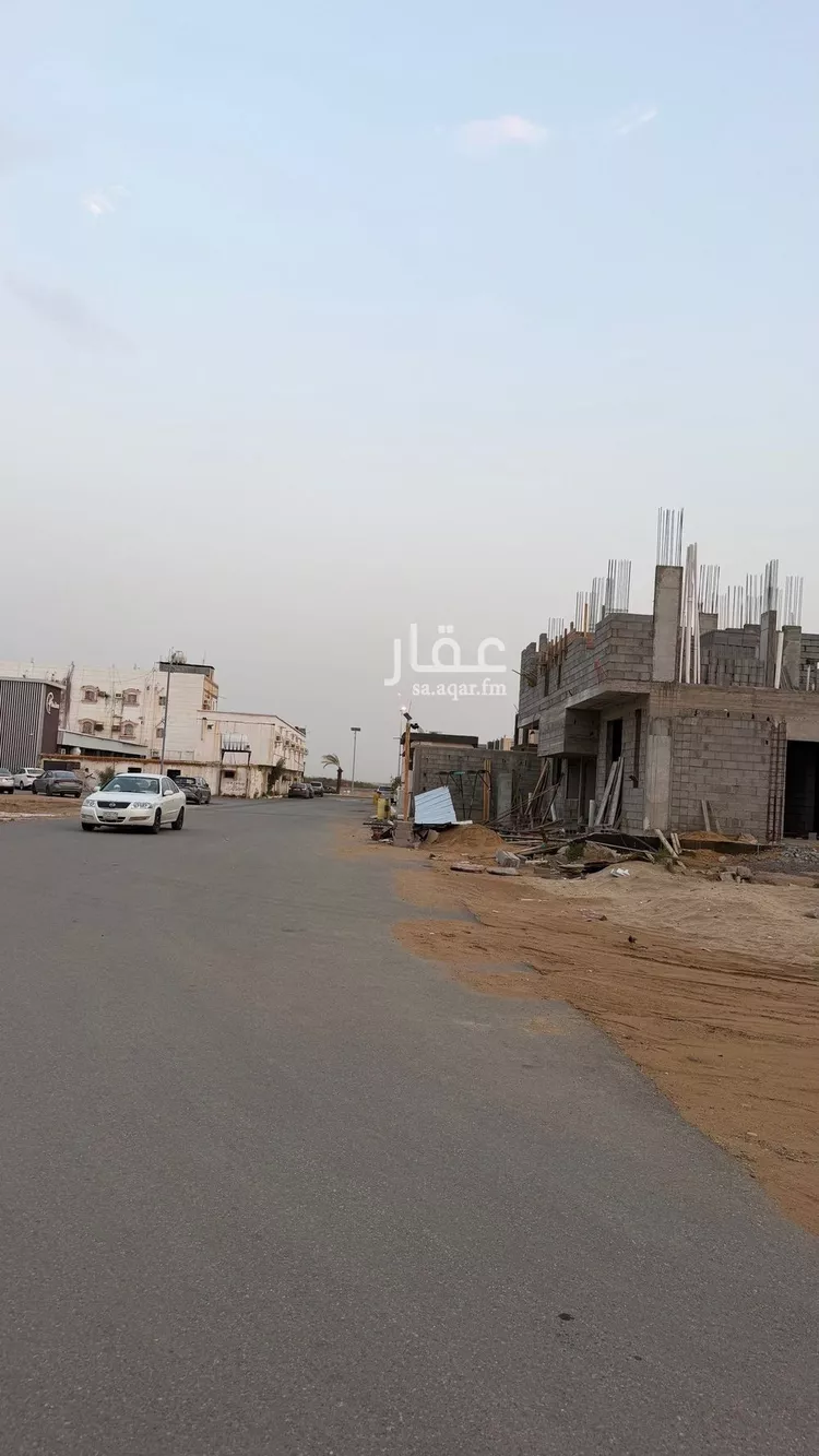 أرض للإيجار في شارع الخطه, حي المكرمية, مدينة صامطة, منطقة جازان صورة 3