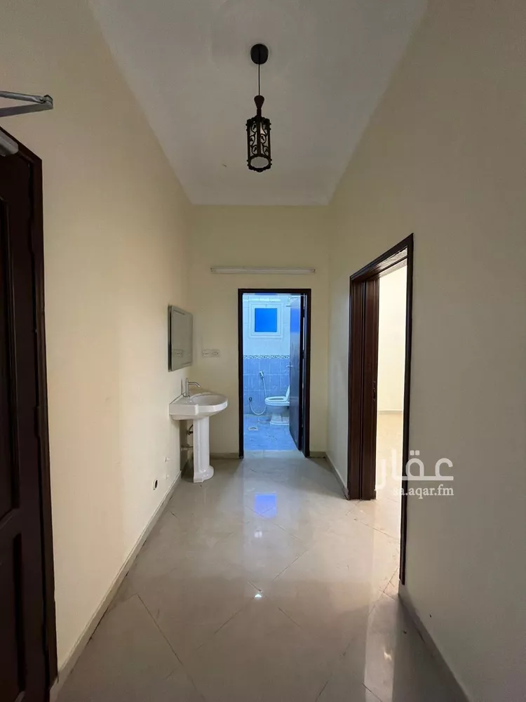 شقة للإيجار في شارع شارع شهيد الدين ثم الوطن احمد عبدالله جبار غزواني, حي المطار, مدينة جازان, منطقة جازان صورة 5