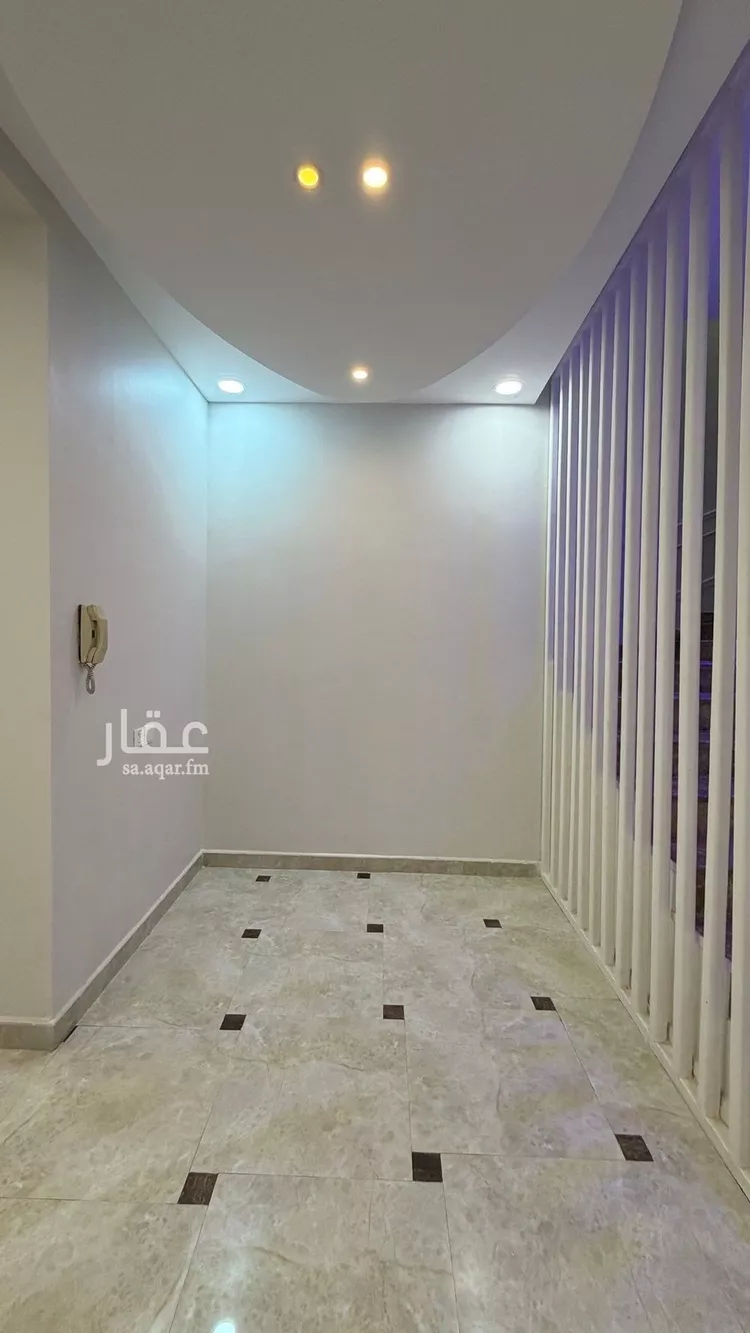 فيلا للإيجار في شارع الطرائفي, حي الشاطئ, مدينة جازان, منطقة جازان 6