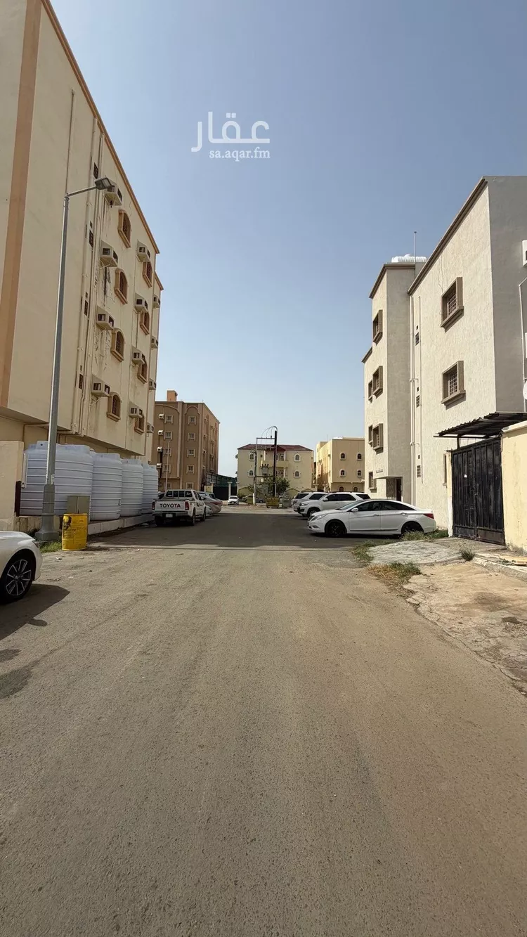 عمارة للبيع في حي الصفاء, مدينة جازان, منطقة جازان صورة 3