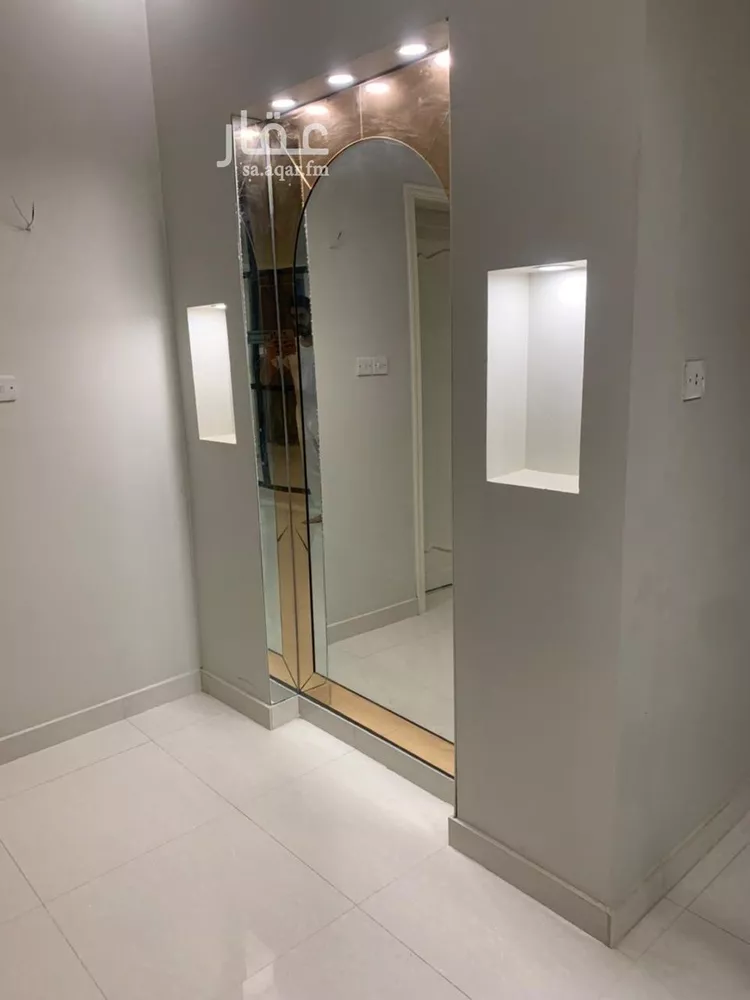 شقة للإيجار في شارع شارع شهيد الدين ثم الوطن حسن يحيى مفرح الجابري, حي المطار, مدينة جازان, منطقة جازان صورة 3