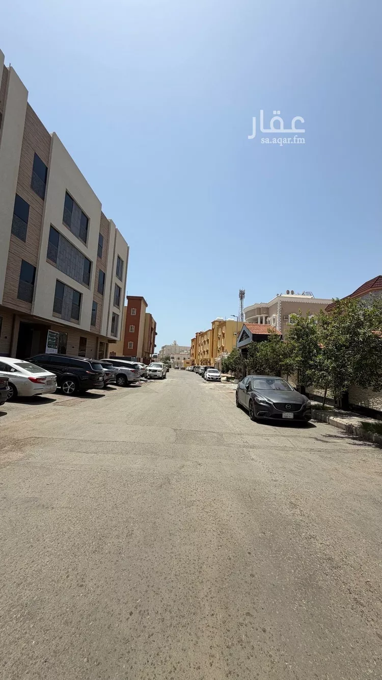 عمارة للإيجار في شارع فهد بن عبدالعزيز, حي الشاطئ, مدينة جازان, منطقة جازان صورة 3