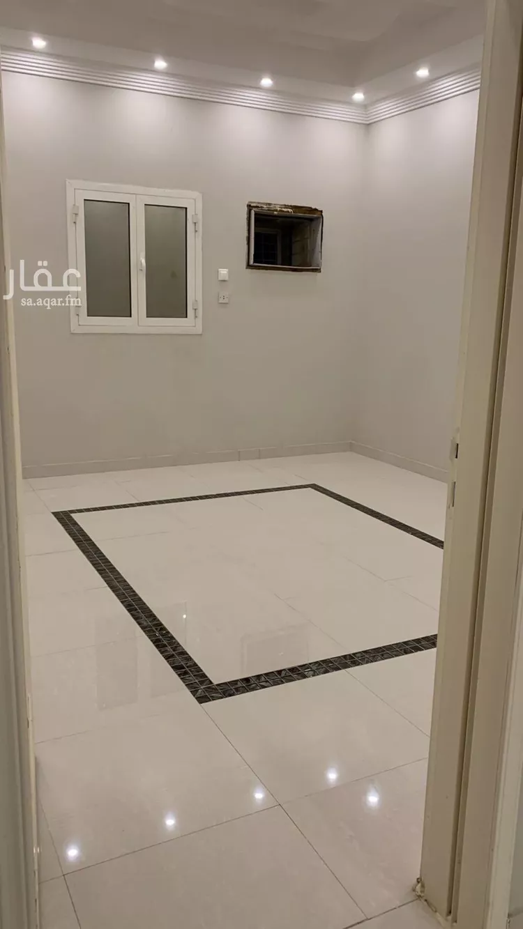 شقة للإيجار في شارع شارع شهيد الدين ثم الوطن حسن يحيى مفرح الجابري, حي المطار, مدينة جازان, منطقة جازان صورة 4