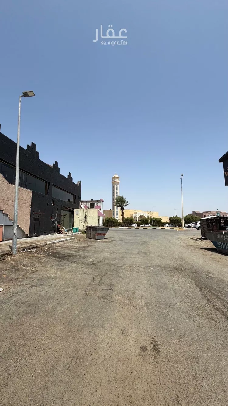 عمارة للإيجار في شارع فهد بن عبدالعزيز, حي الشاطئ, مدينة جازان, منطقة جازان صورة 2