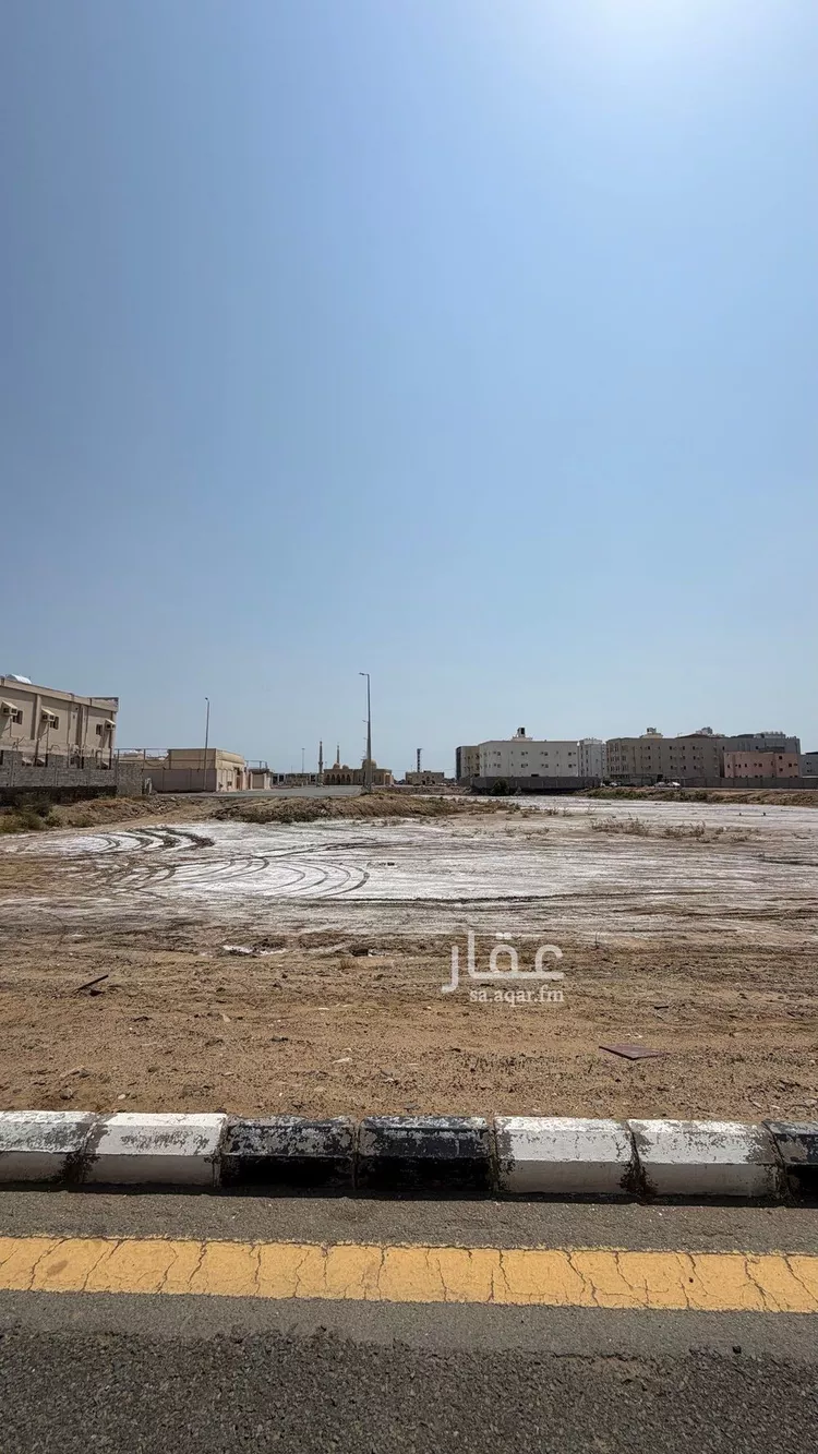أرض للبيع في شارع طريق الامير محمد بن ناصر, حي الشاطئ, مدينة جازان, منطقة جازان