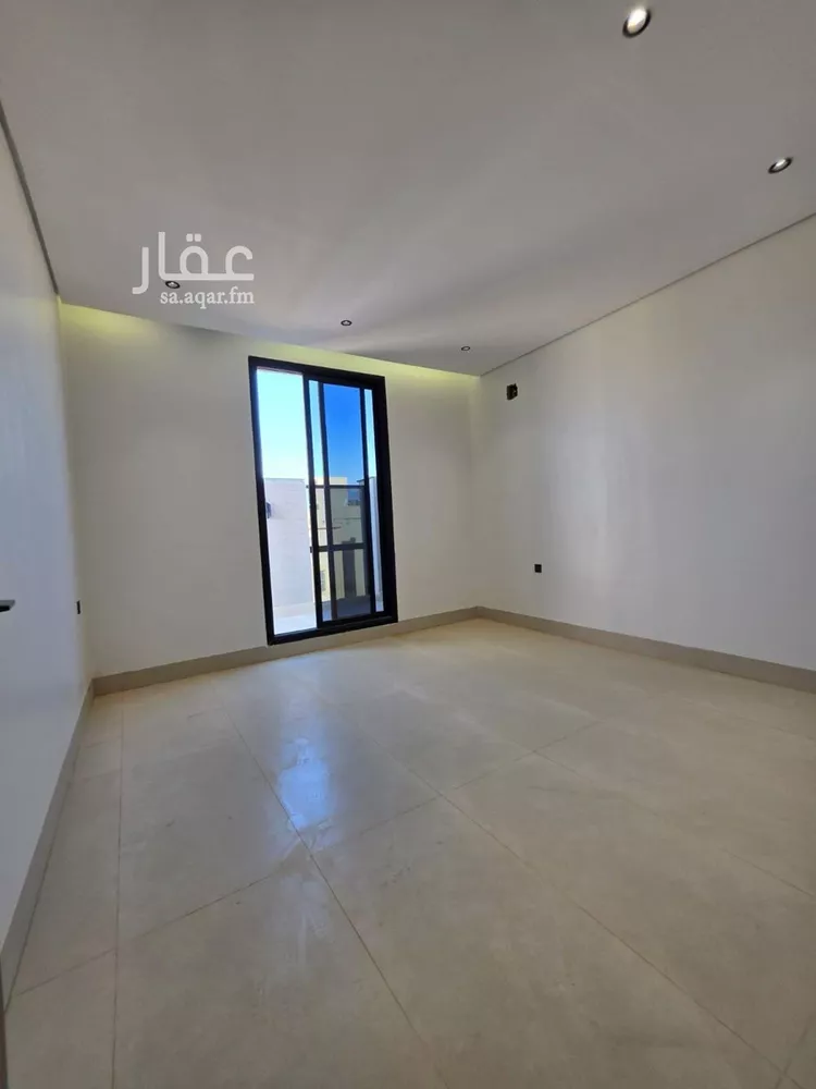 فيلا للبيع في شارع الحكم بن نافع, حي الرمال, مدينة الرياض, منطقة الرياض