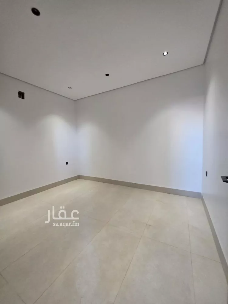 دور للبيع في شارع الحسين الغساني, حي الرمال, مدينة الرياض, منطقة الرياض