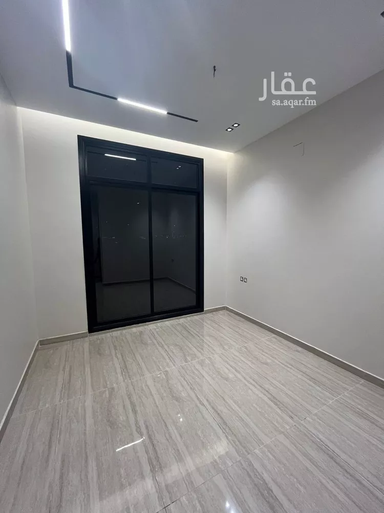 فيلا للبيع في شارع قيس بن الملوح, حي الرمال, مدينة الرياض, منطقة الرياض صورة 4