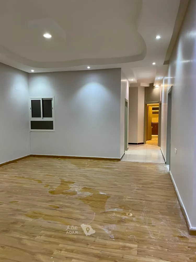 Floor for Rent in Riyadh Al Arid 4