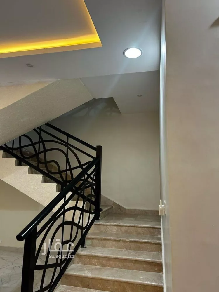 فيلا للإيجار في شارع رقم 236, حي ظهرة لبن, مدينة الرياض, منطقة الرياض صورة 2