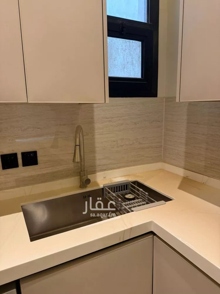 شقة للإيجار في شارع وادي هجر, حي الملقا, مدينة الرياض, منطقة الرياض 7