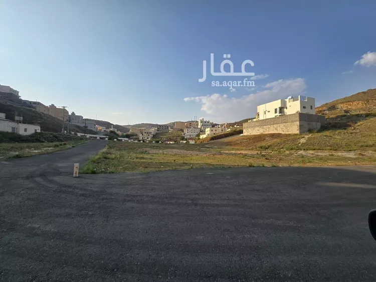 أرض للبيع في شارع بدون , حي المنتزة, مدينة ابها, منطقة عسير