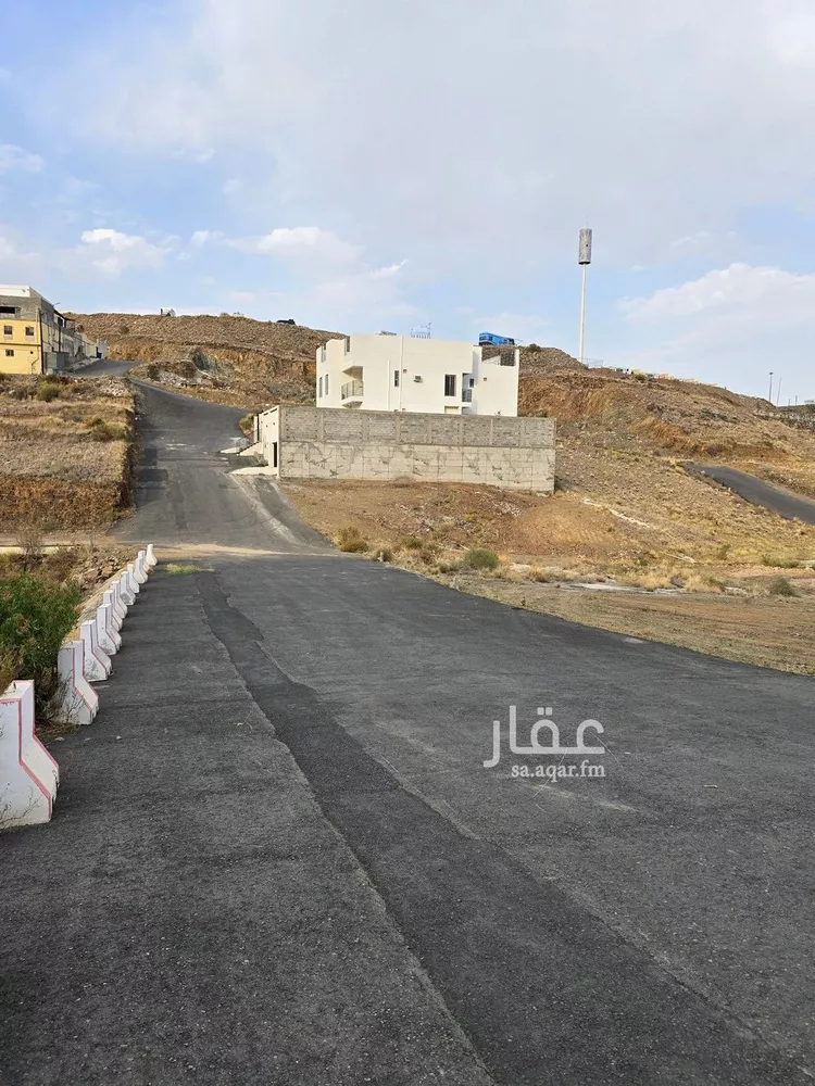 أرض للبيع في حي المنتزة, مدينة ابها, منطقة عسير