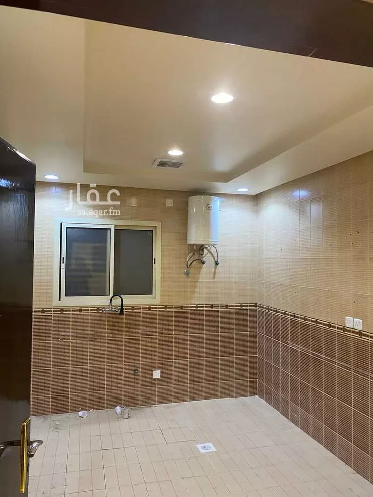 شقة للإيجار في شارع احمد ابراهيم الغزاوي ، حي المعذر الشمالي ، الرياض ، منطقة الرياض صورة 2