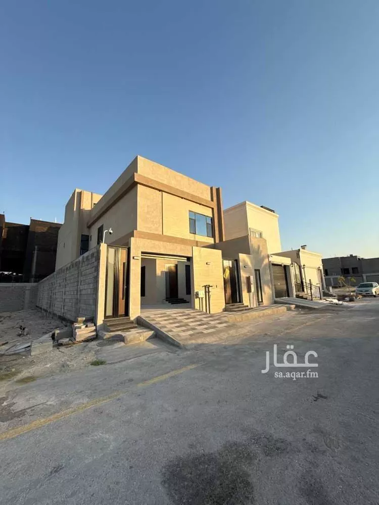 فيلا للبيع في شارع المغازي, حي الشعلة, مدينة الدمام, المنطقة الشرقية 9
