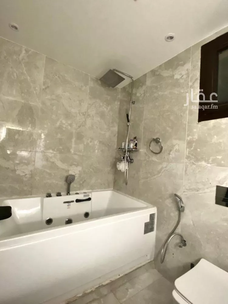 فيلا للإيجار في شارع القليب, حي الوادي, مدينة الرياض, منطقة الرياض 15