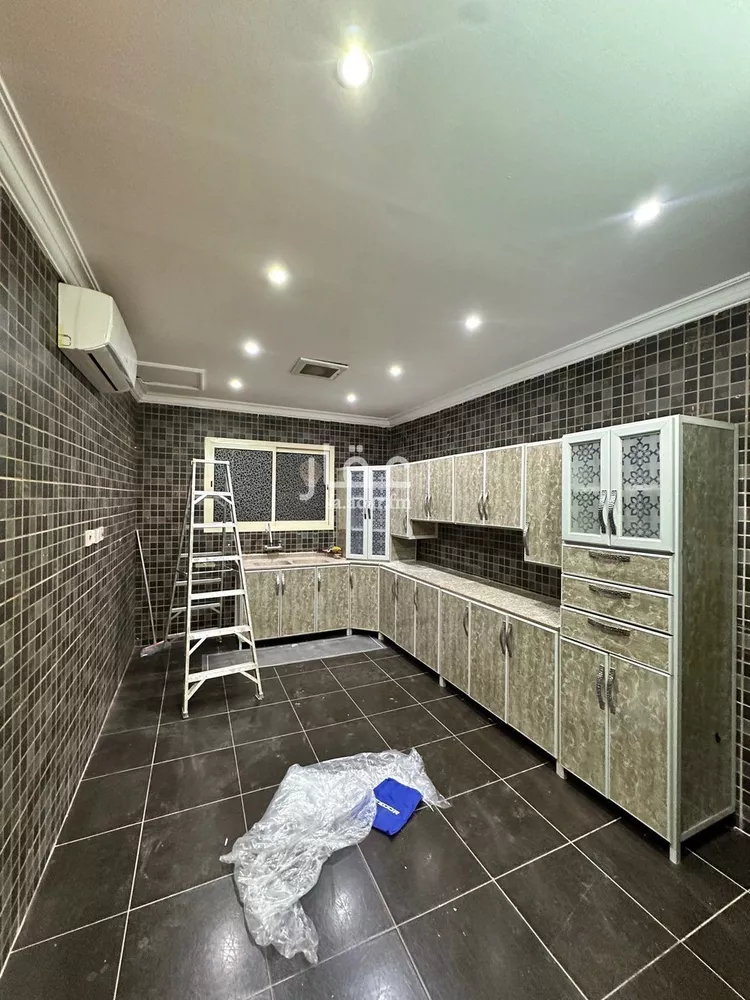 Floor for Rent in Riyadh Al Wadi صورة 3