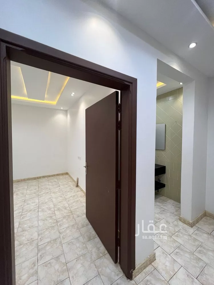دور للإيجار في شارع المريبي, حي الوادي, مدينة الرياض, منطقة الرياض صورة 4