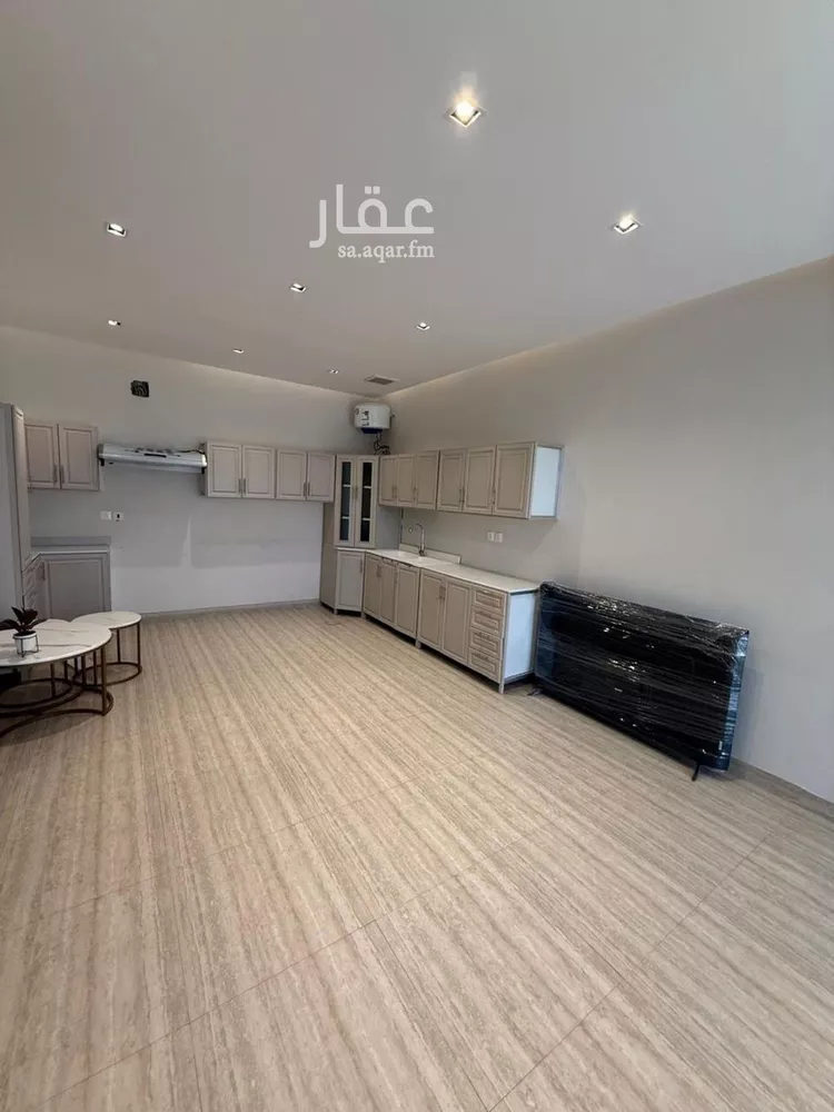 شقة للبيع في شارع عبدالعزيز الشعيبي, حي الوادي, مدينة الرياض, منطقة الرياض 8