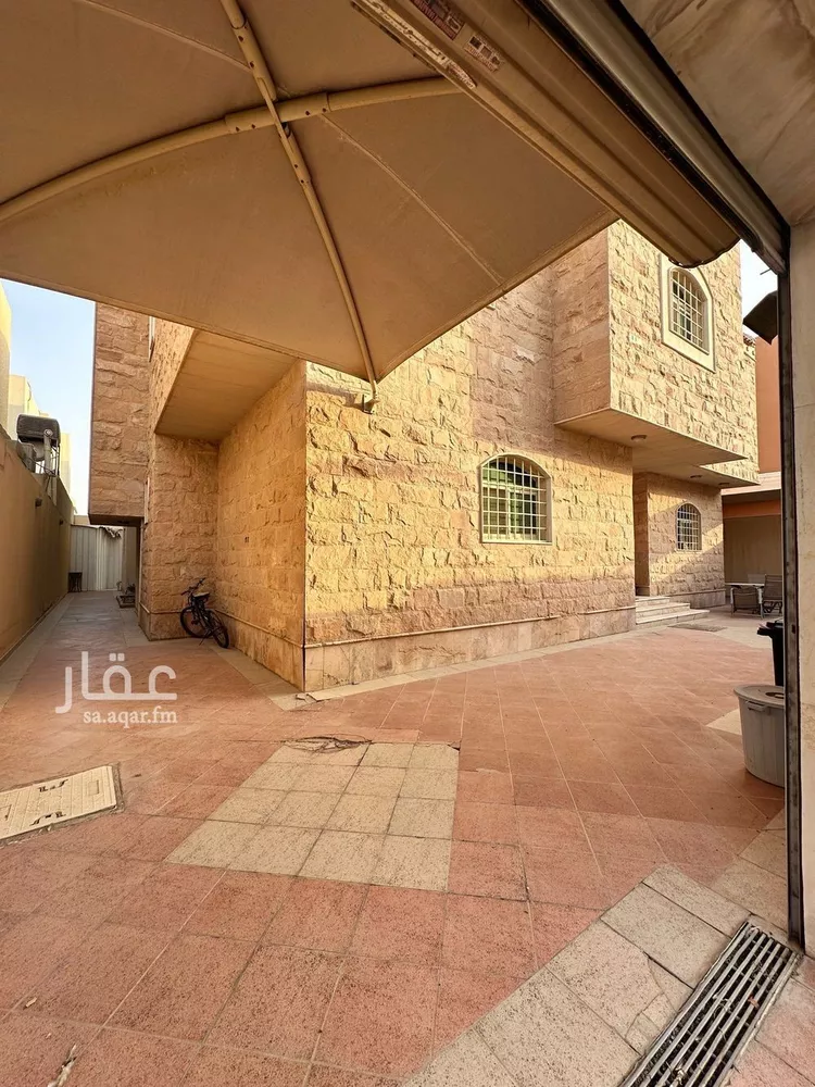فيلا للبيع في شارع سيبويه, حي الوادي, مدينة الرياض, منطقة الرياض صورة 2