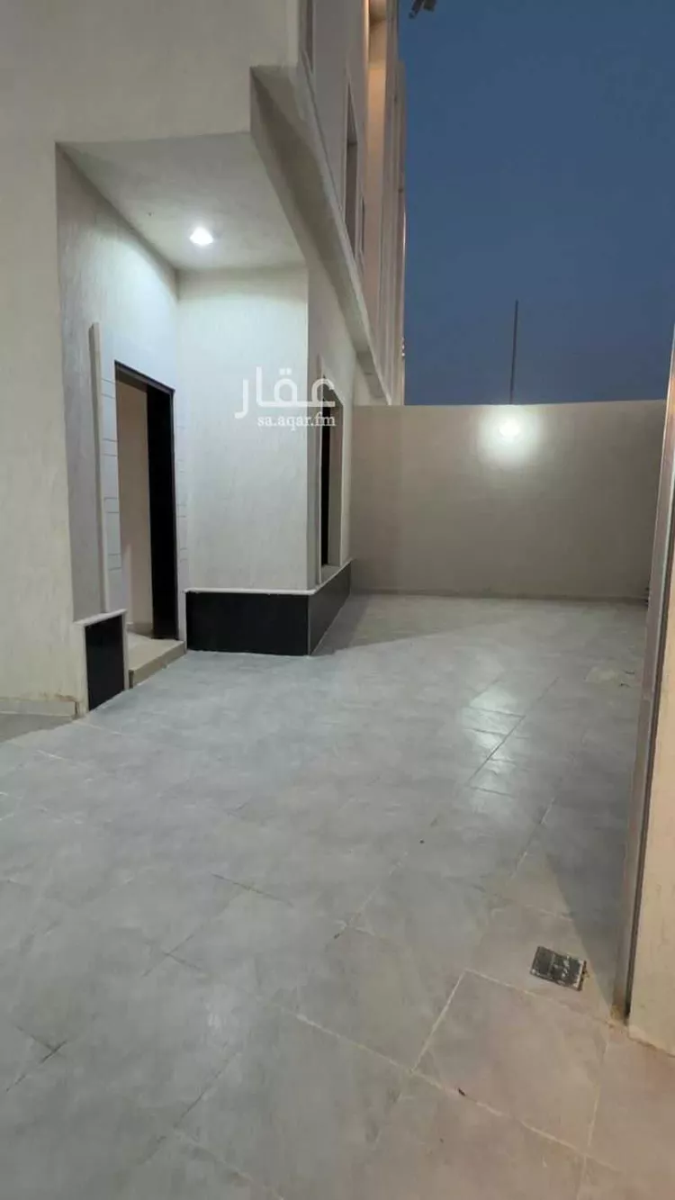 دور للبيع في شارع العزم ، حي بدر ، الرياض ، منطقة الرياض صورة 5