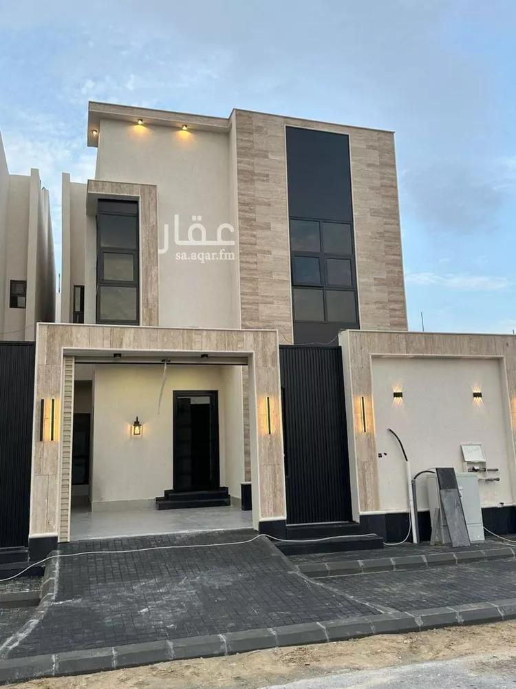 فيلا للبيع في شارع ابو غالب الماوردي, حي الشروق, مدينة الدمام, المنطقة الشرقية