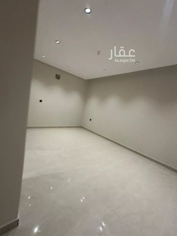 فيلا للبيع في شارع وداعة بن ابي زيد, حي طيبة, مدينة الدمام, المنطقة الشرقية 6