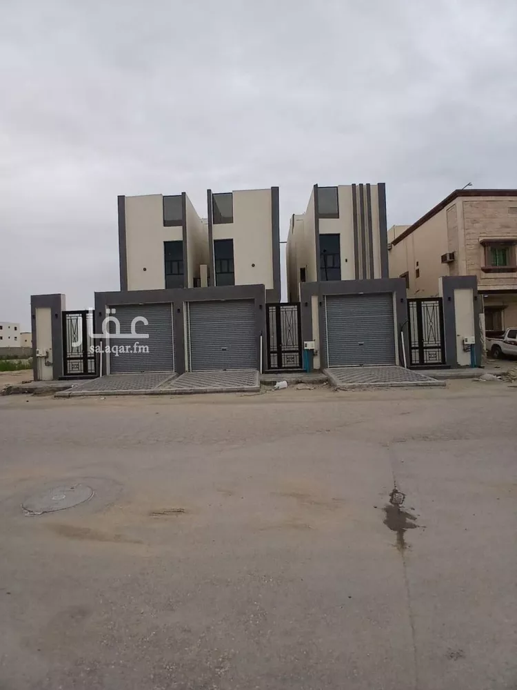 فيلا للبيع في شارع رشيد عطية, حي ضاحية الملك فهد, مدينة الدمام, المنطقة الشرقية