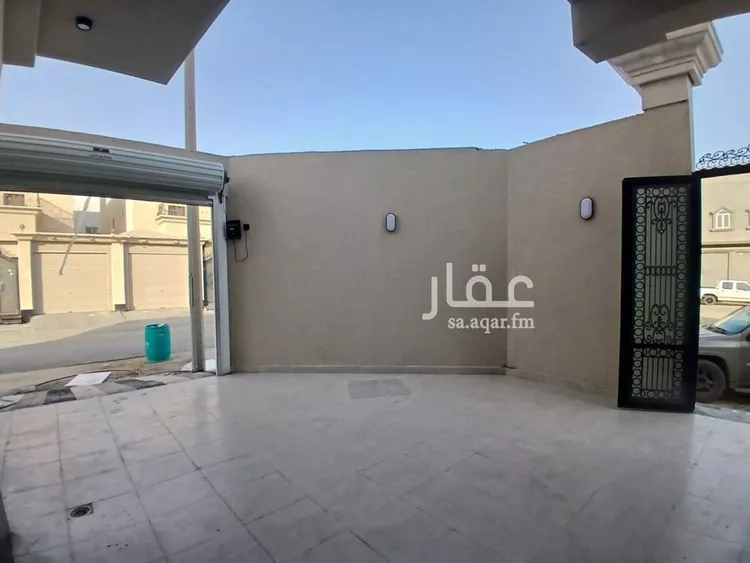 فيلا للبيع في شارع القبه, حي الأمواج, مدينة الخبر, المنطقة الشرقية 6