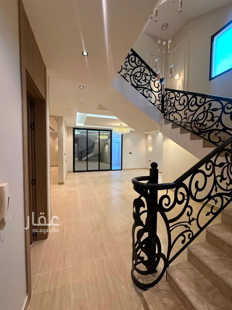 فيلا للبيع في شارع عسير, حي الصواري, مدينة الخبر, المنطقة الشرقية 8