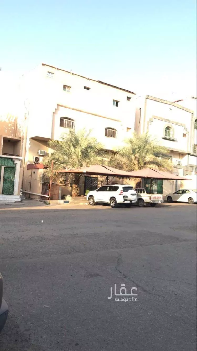 عمارة للبيع في شارع عبدوس ابن عبدالله, حي حرة الوبرة, مدينة المدينه المنوره, منطقة المدينة المنورة