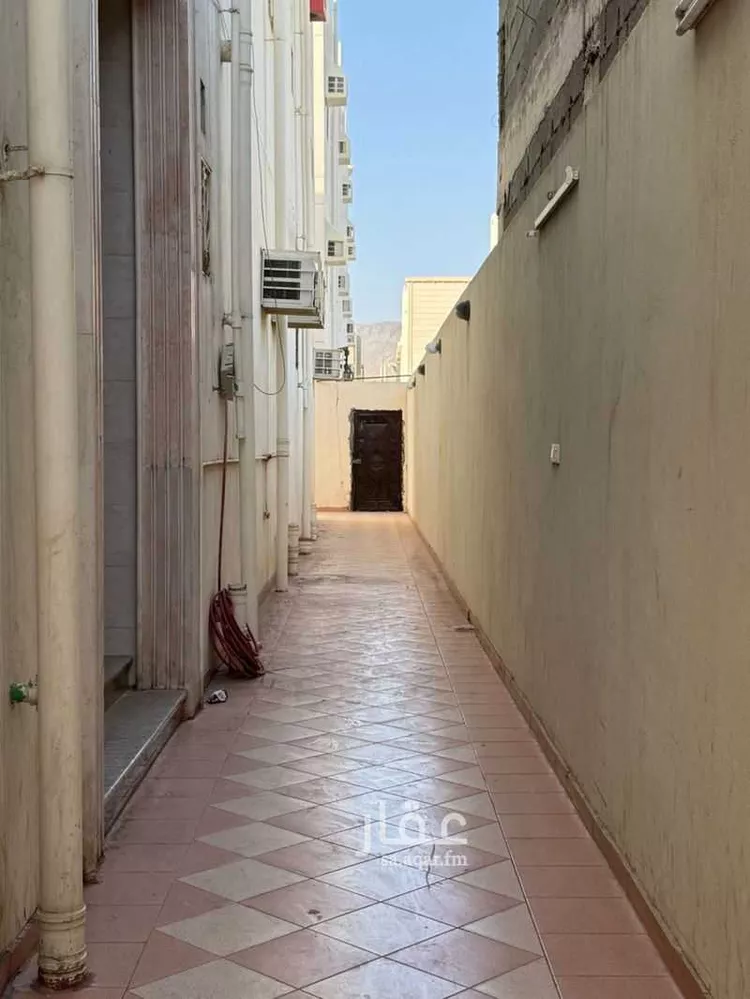 عمارة للبيع في شارع القاضي الجرجاني, حي الرانوناء, مدينة المدينة المنورة, منطقة المدينة المنورة صورة 4