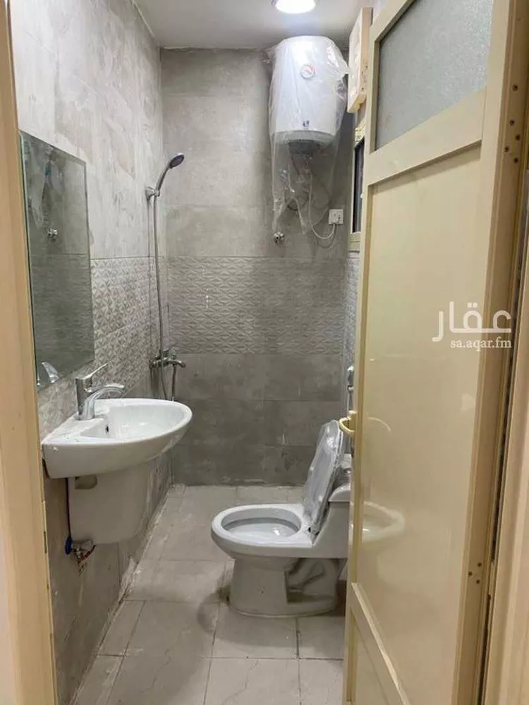 Building for Rent in Dammam Al Qazaz 6