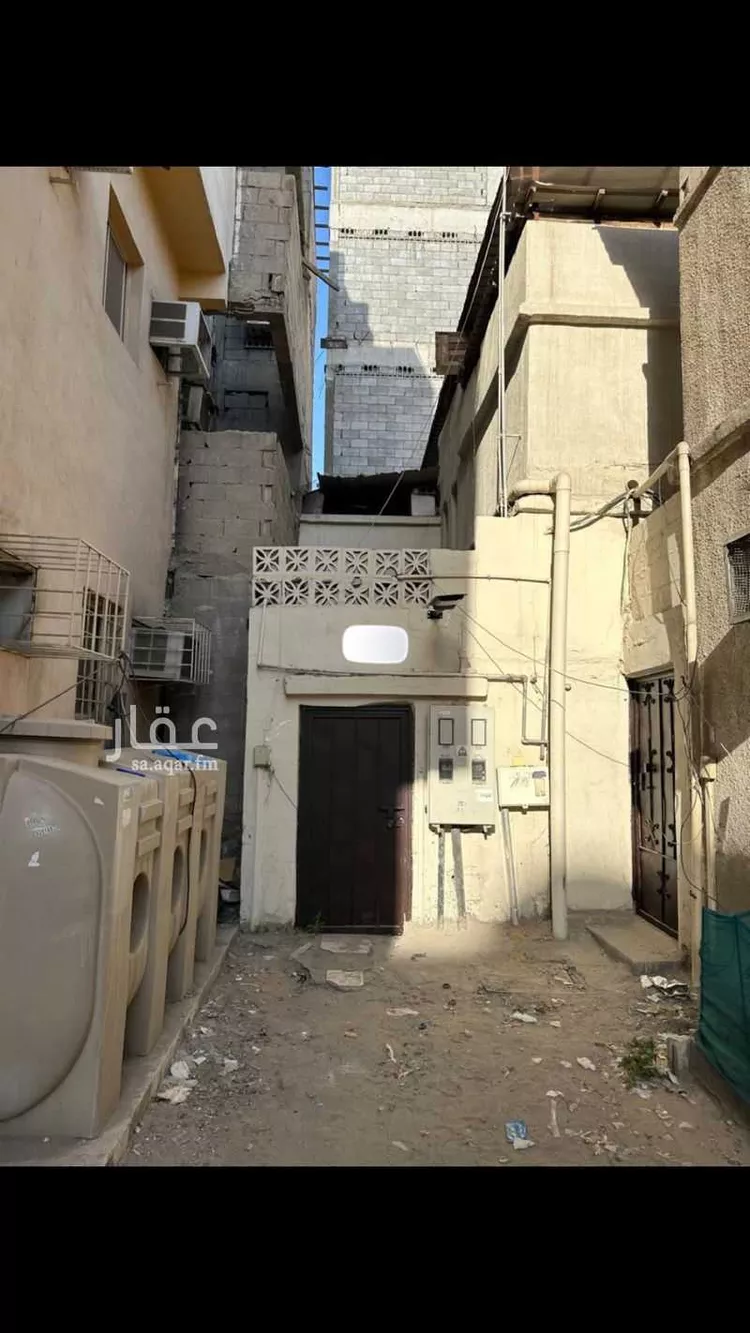 فيلا للبيع في شارع عز الدين القسام, حي السوق, مدينة الدمام, المنطقة الشرقية 1 صورة