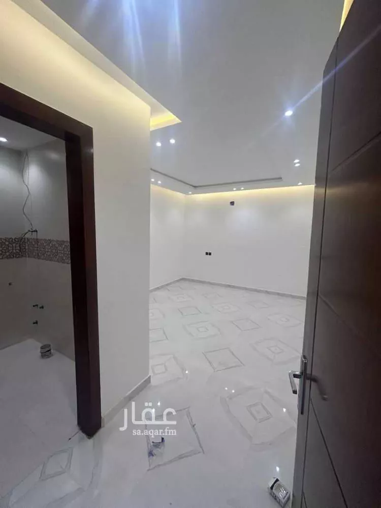 دور للبيع في شارع الاغلب بن عمرو, حي طيبة, مدينة الرياض, منطقة الرياض صورة 4