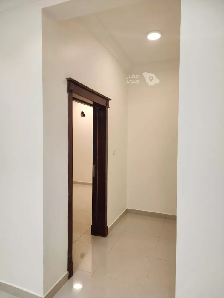 Floor for Rent in Riyadh Ar Rayan 7