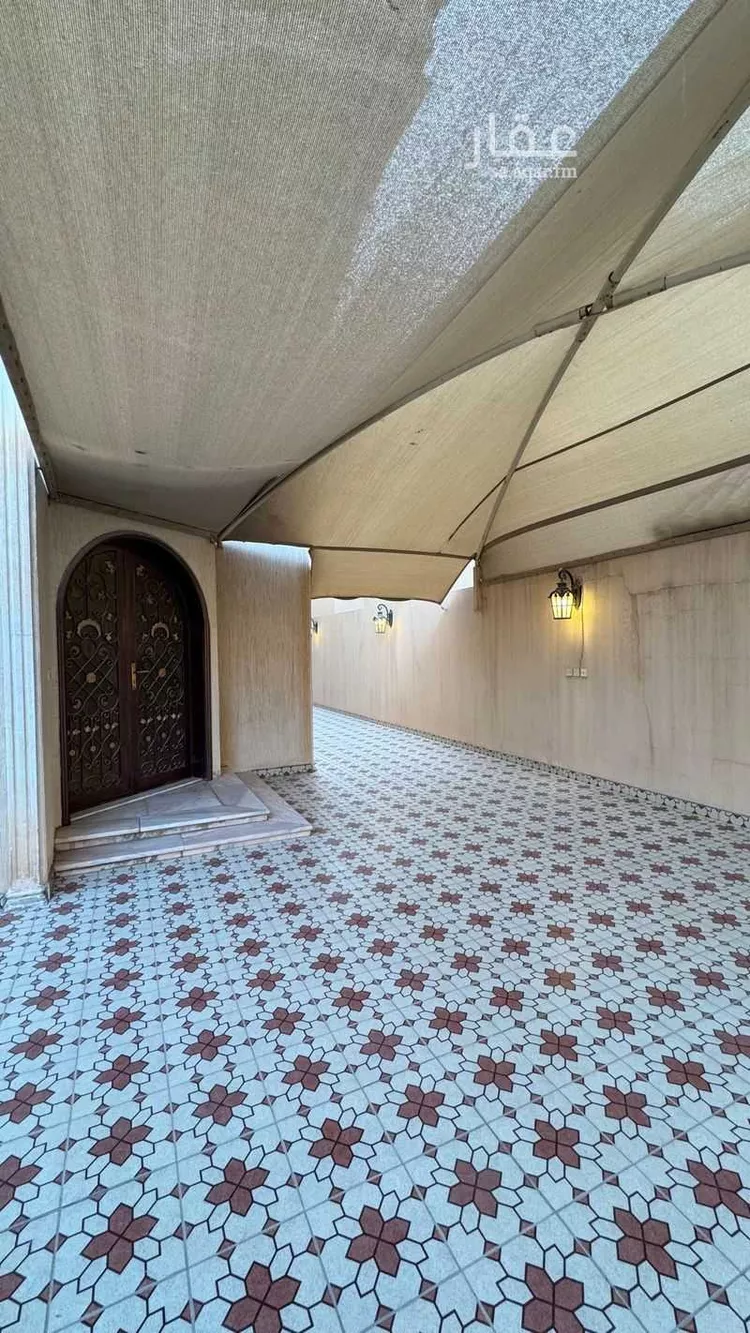 فيلا للبيع في شارع إبراهيم اليزيدي, حي العقيق, مدينة الرياض, منطقة الرياض صورة 2