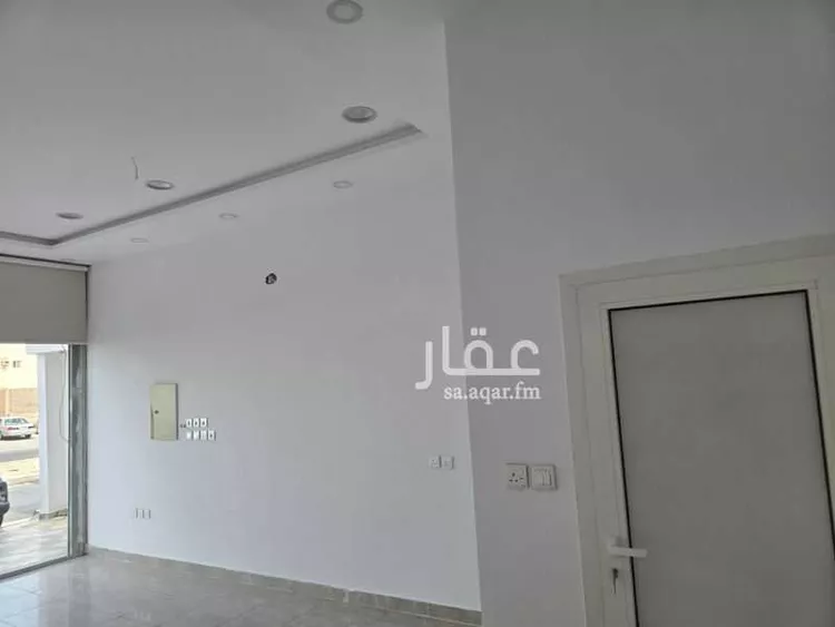 محل للإيجار في شارع الشريف بركات ابن محمد, حي القرينية, مدينة جدة, منطقة مكة المكرمة صورة 3