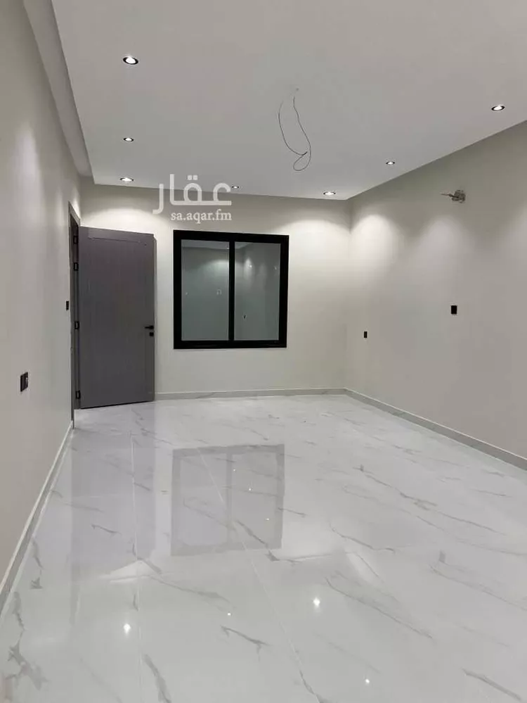 فيلا للبيع في شارع اشبيليه 65, حي العزيزية, مدينة الجبيل, المنطقة الشرقية صورة 2