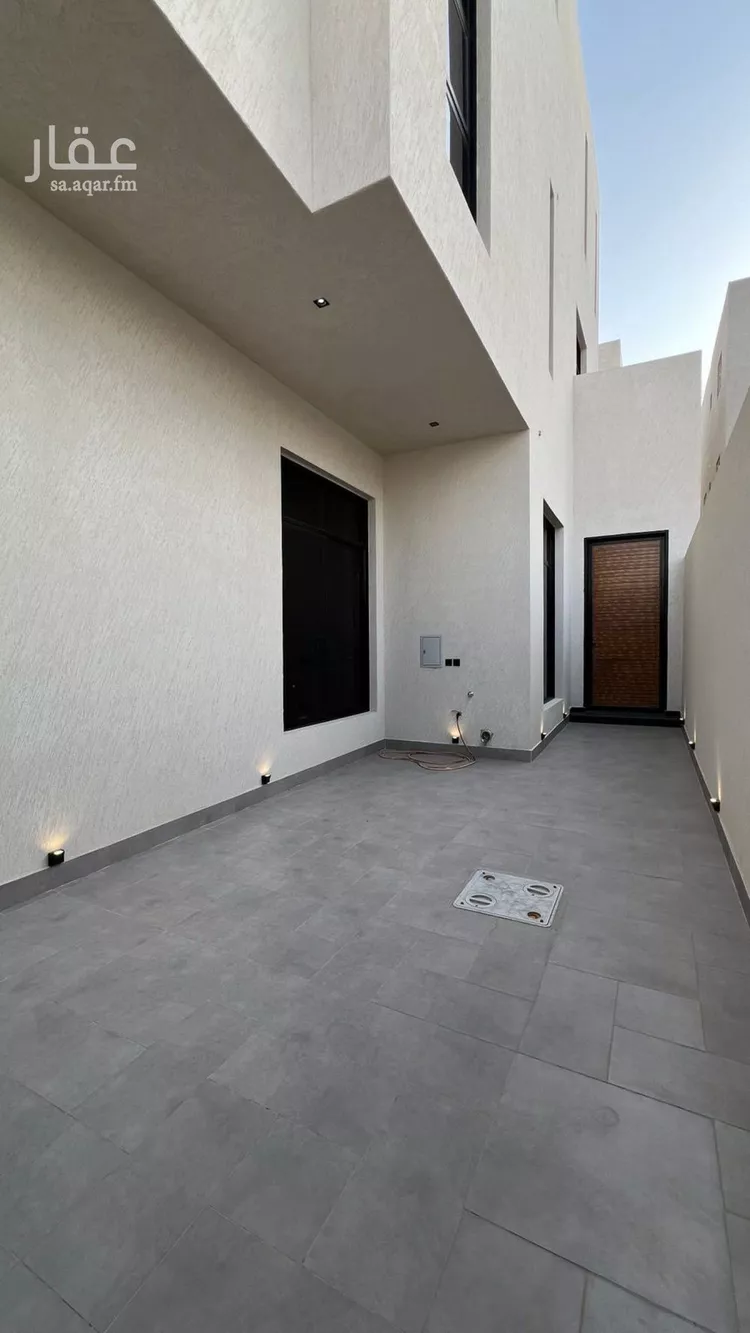 فيلا للبيع في شارع فؤاد محمد عمر توفيق, حي المهدية, مدينة الرياض, منطقة الرياض صورة 3