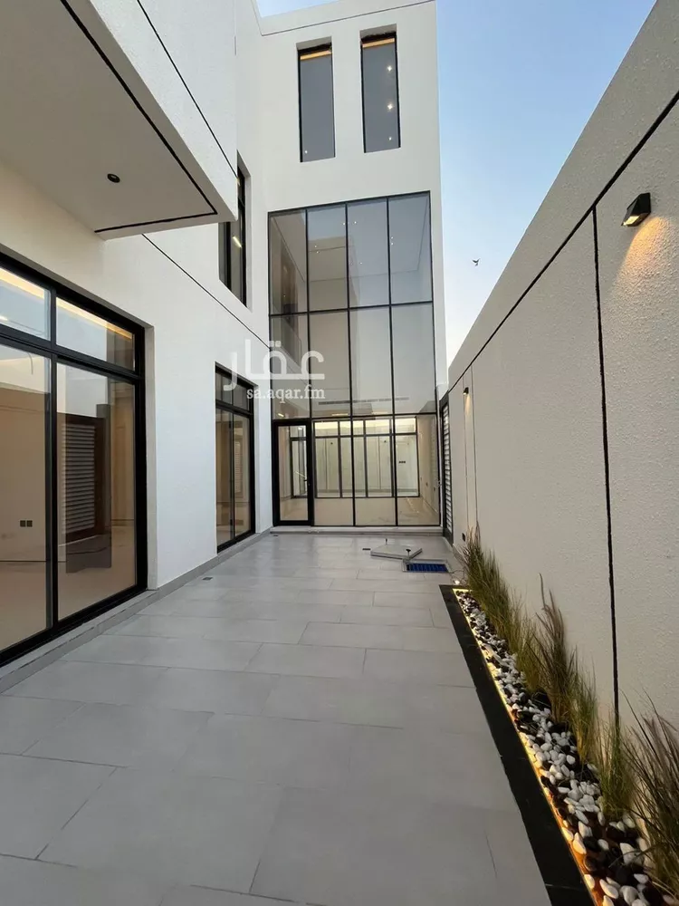 فيلا للبيع في شارع أبي الشيخ الأصبهاني, حي المهدية, مدينة الرياض, منطقة الرياض صورة 5