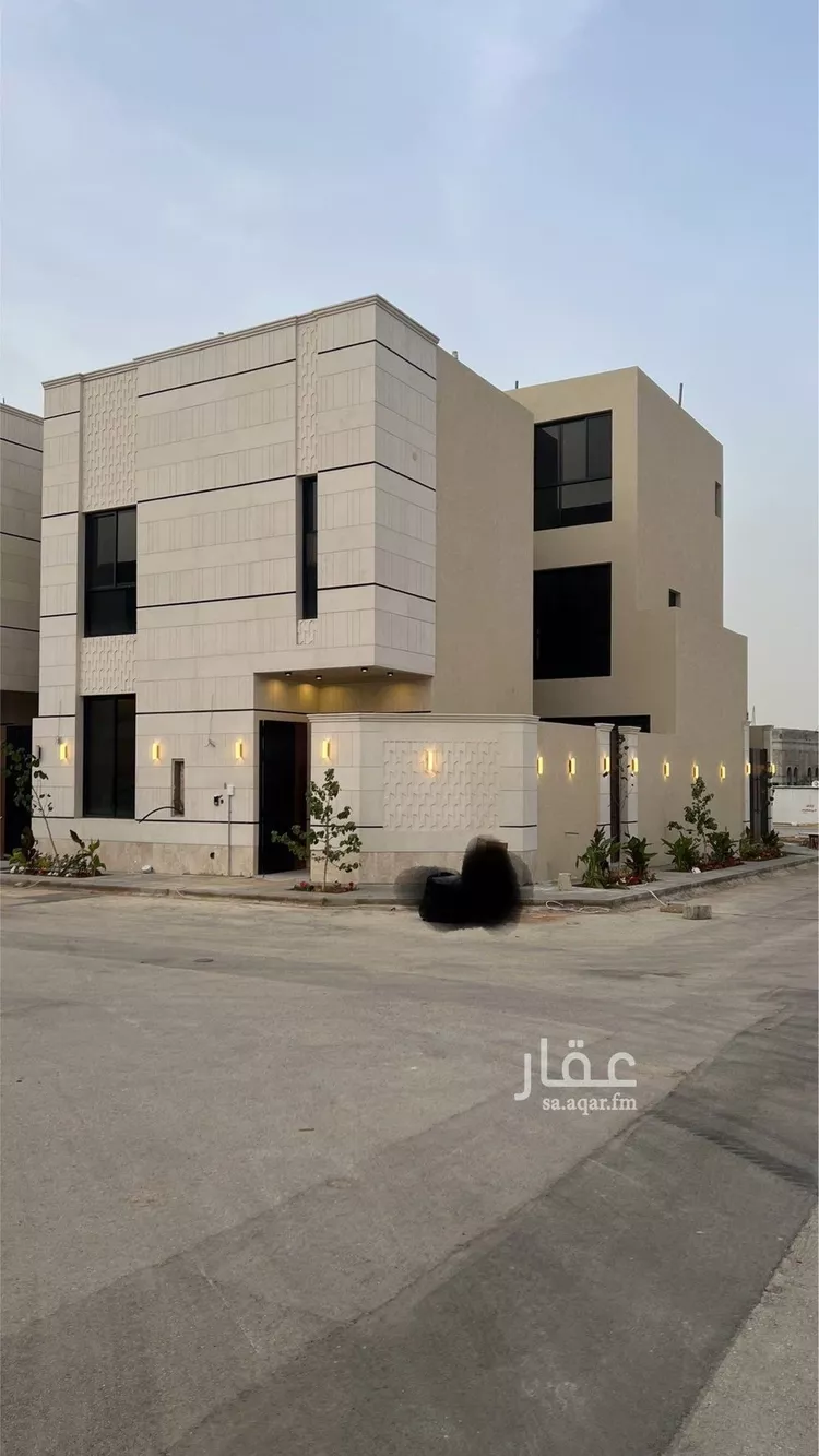 Villa for Sale in Riyadh Al Mahdiyah صورة 2