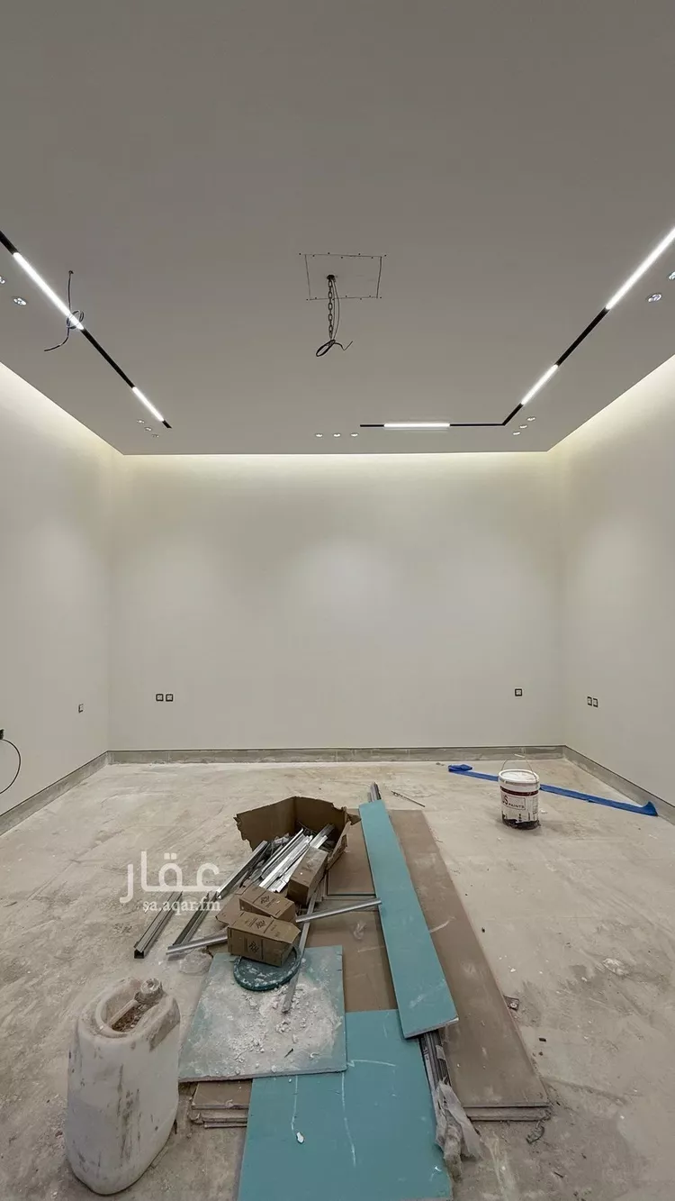 فيلا للبيع في شارع أبي الشيخ الأصبهاني, حي المهدية, مدينة الرياض, منطقة الرياض صورة 5