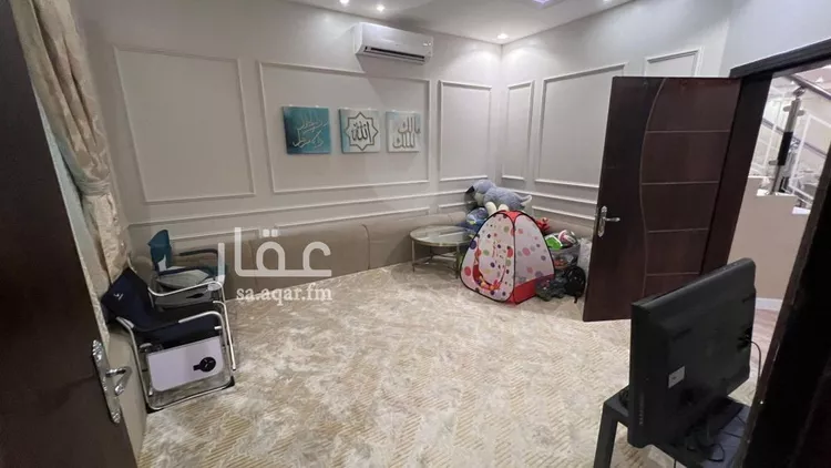 فيلا للبيع في شارع محمد بن أحمد بن أبي التائب, حي العارض, مدينة الرياض, منطقة الرياض صورة 4