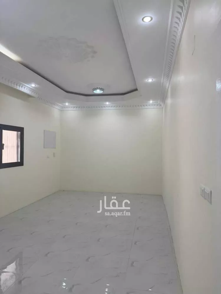 شقة للإيجار في شارع نافع بن الاسود, حي معشي, مدينة الطائف, منطقة مكة المكرمة