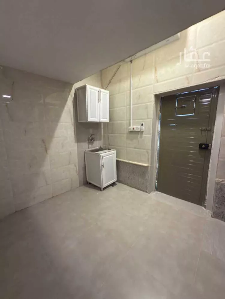 غرفة للإيجار في شارع رقم 4, حي الندى, مدينة الرياض, منطقة الرياض صورة 5