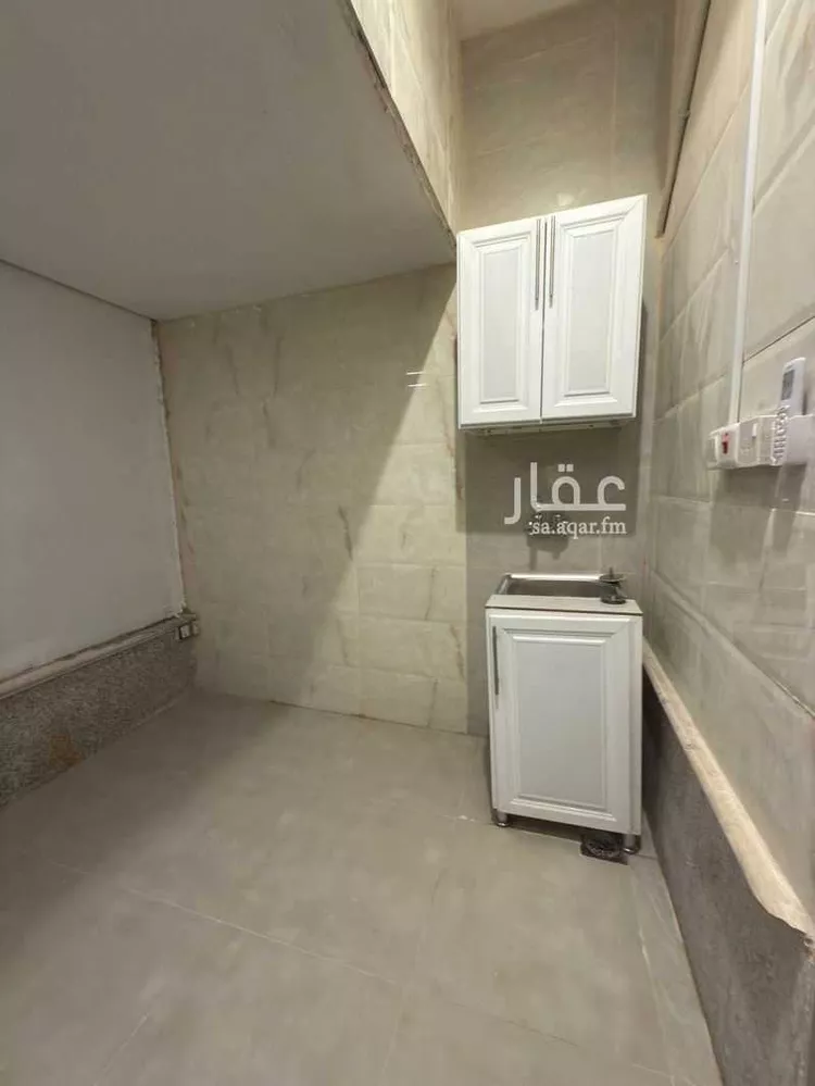 غرفة للإيجار في شارع رقم 4, حي الندى, مدينة الرياض, منطقة الرياض صورة 3