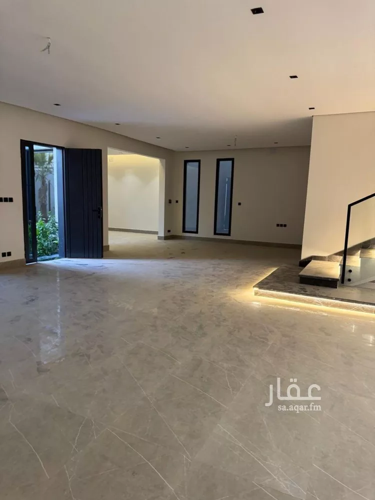 فيلا للبيع في شارع اسماء بنت مالك, حي عقرباء, مدينة امارة منطقة الرياض - الجبيله, منطقة الرياض صورة 3