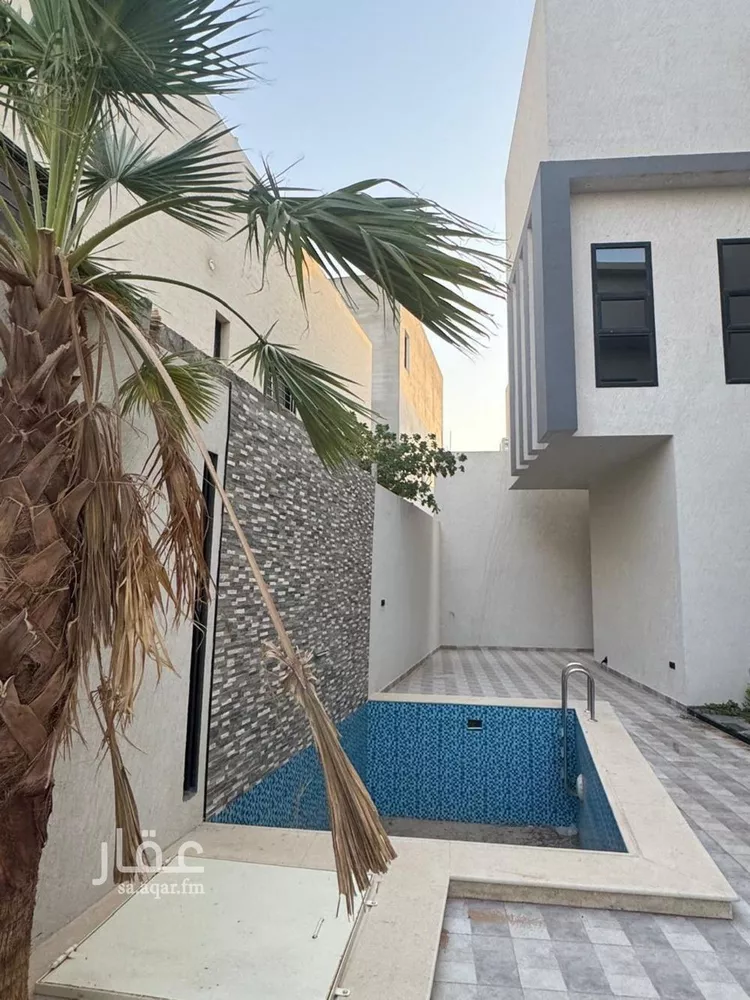 فيلا للبيع في شارع اسماء بنت مالك, حي عقرباء, مدينة امارة منطقة الرياض - الجبيله, منطقة الرياض صورة 3