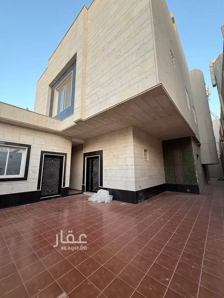 فيلا للإيجار في شارع رقم 310, حي الملقا, مدينة الرياض, منطقة الرياض